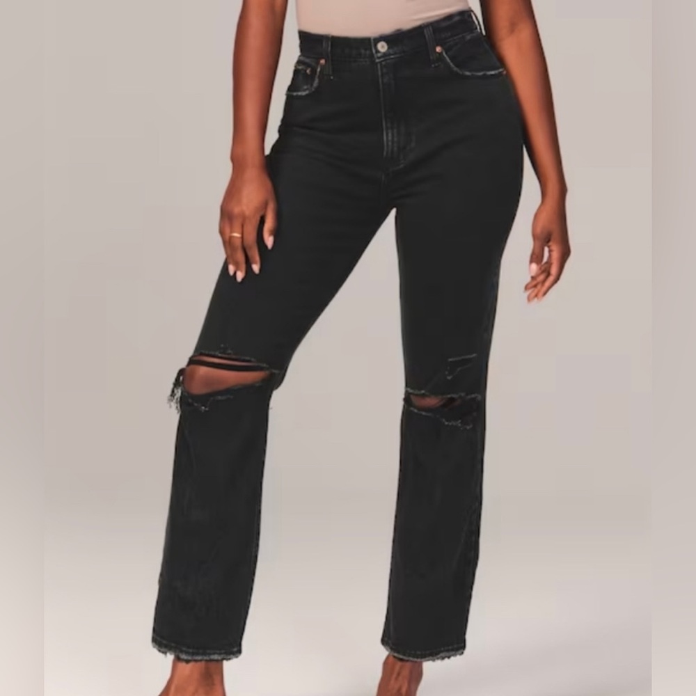 Abercrombie Curve Love Ultra High Rise Ankle Straight Jeans
